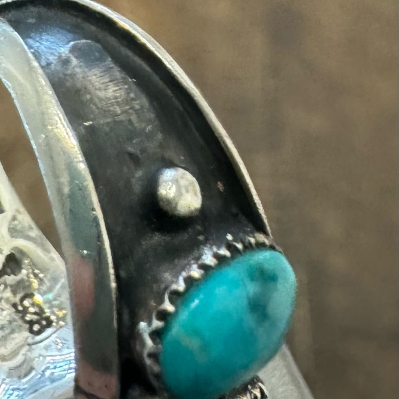 Turquoise Silver Ring - Picture 6 of 6